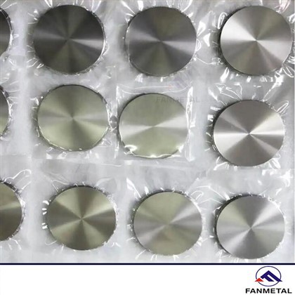 Titánové kovové disky